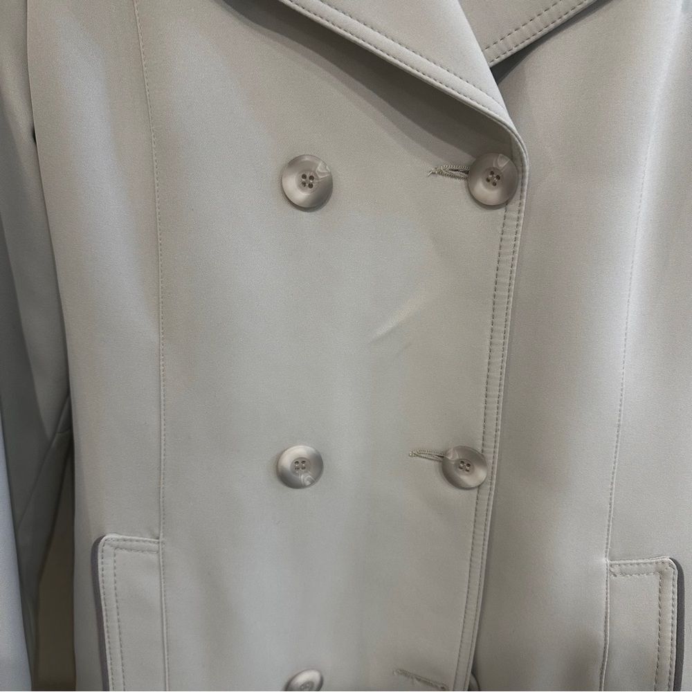 Vintage Forecaster of Boston Trench Coat Size 6 Light Gray Water Resistant Midi - Picture 5 of 8